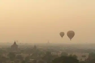 Montgolfière aux temples d'Angkor